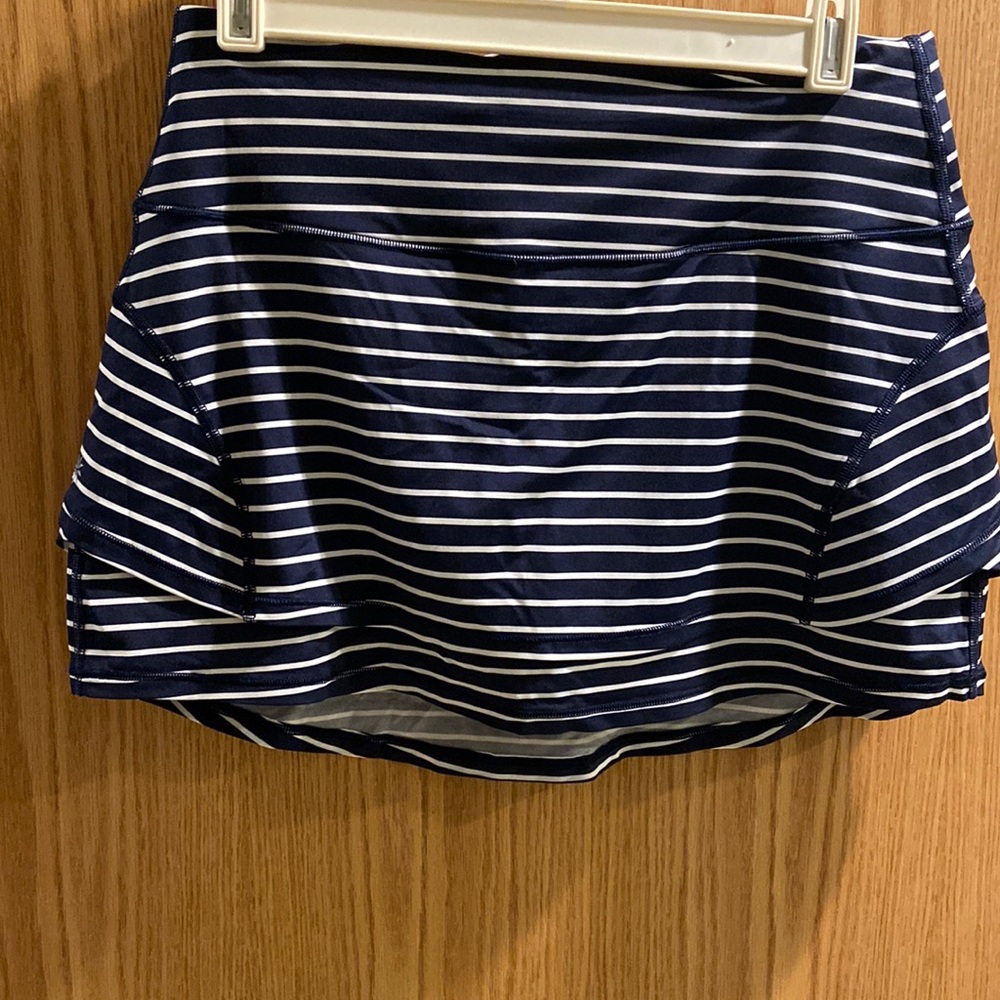 Athleta stripped skort